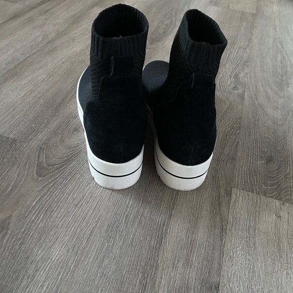 Steve Madden Black Wedge Sneakers - Picture 3 of 5